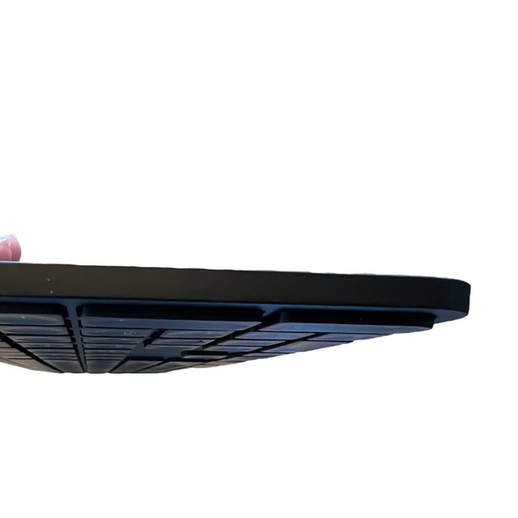 Logitech Easy Switch Button, Multi-Device Wireless Keyboard, Unifying Receiver - Picture 8 of 10